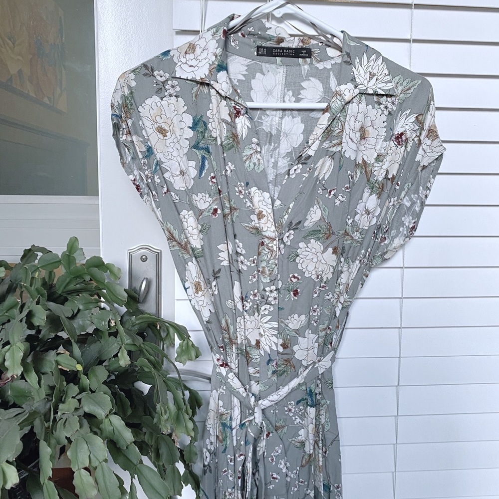 Special edition Zara floral dress